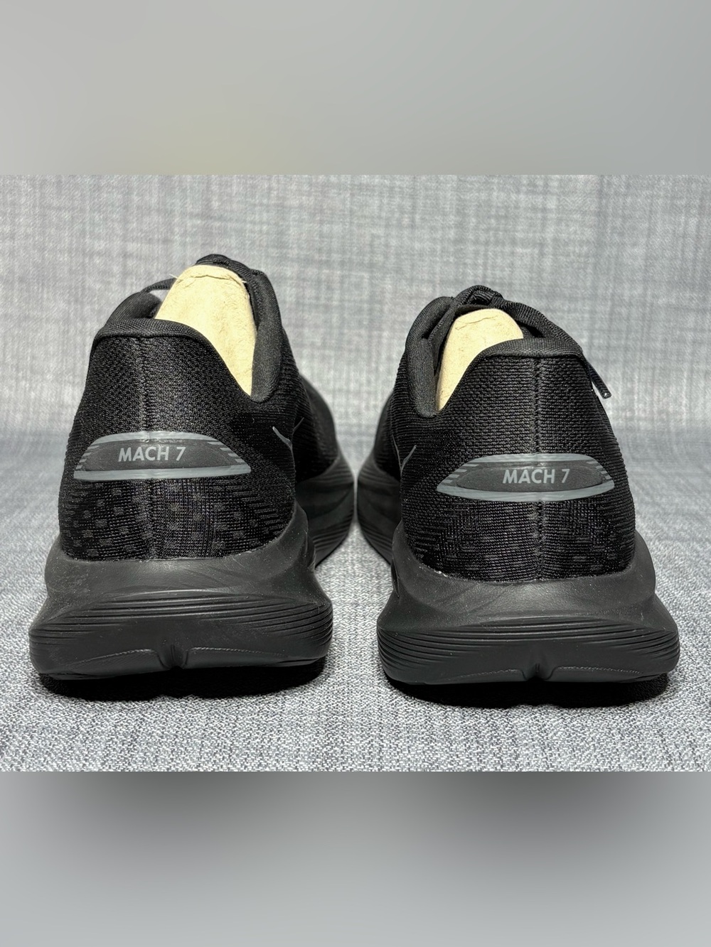 Hoka Men’s Mach 7 Running Sneakers Black/Black Size 10.5 - Picture 5 of 7
